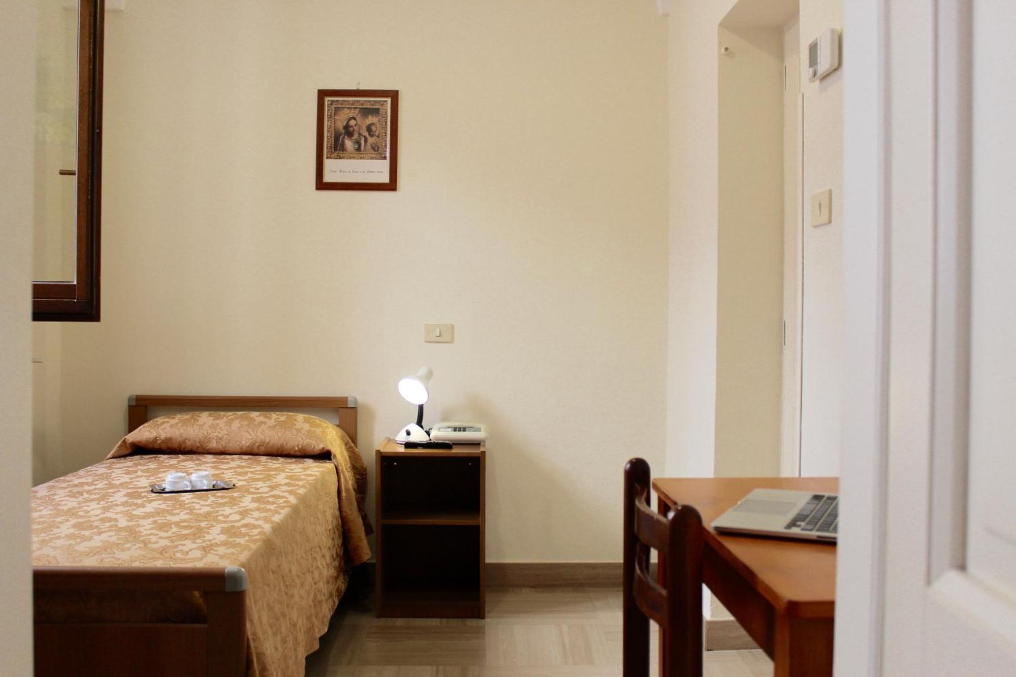 Del Santuario Hotel