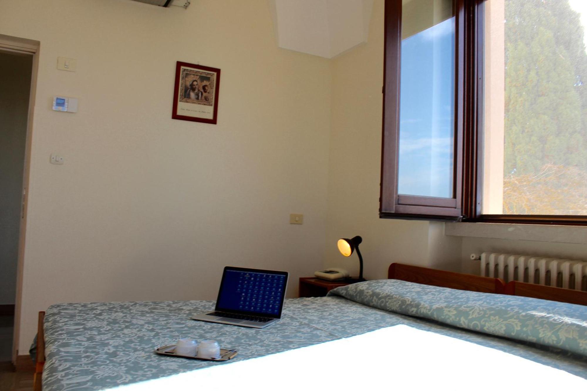 Hotel Del Santuario 2*